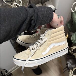 Vans womens High-Top Sneakers - Cream and White